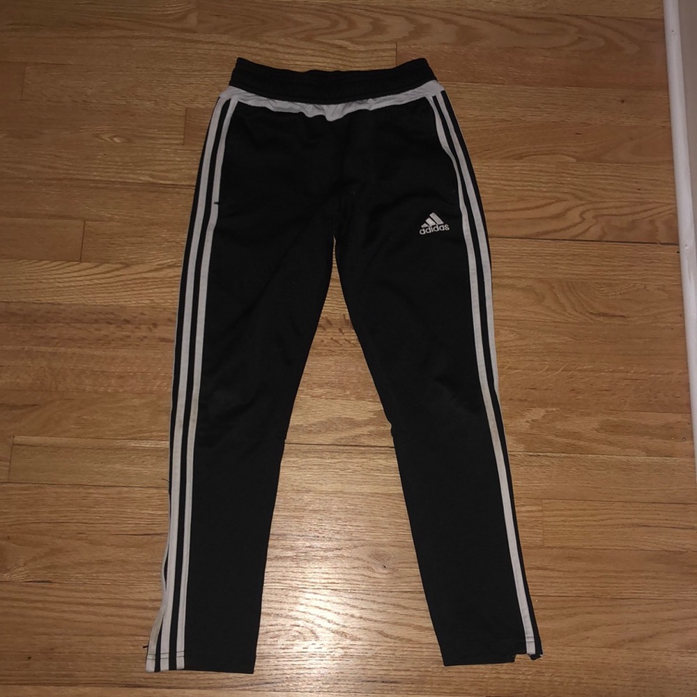 GIRLS ADIDAS SWEATS!